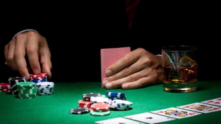 The Complete Guide to a Check Raise in Poker